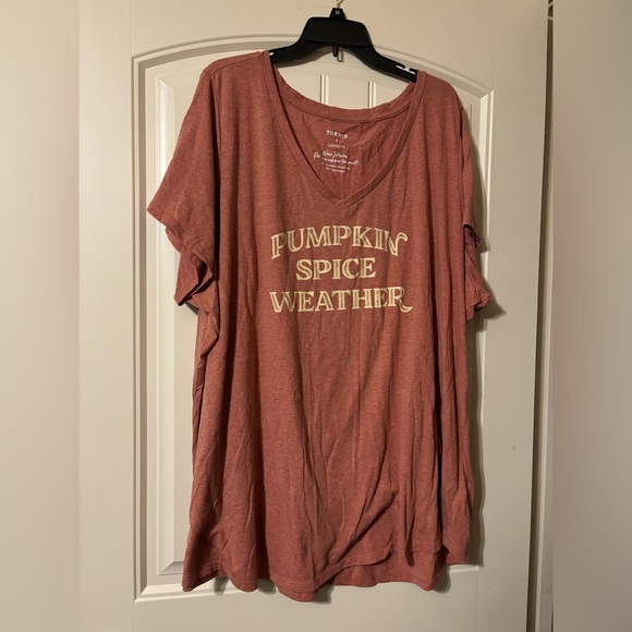 Torrid Girlfriend Tee - Signature Jersey Pumpkin Spice Weather Rusty Brown - Picture 7 of 9